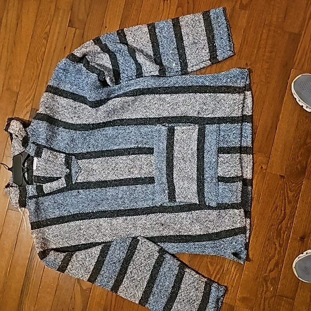 Large or XLarge moccasin type pullover